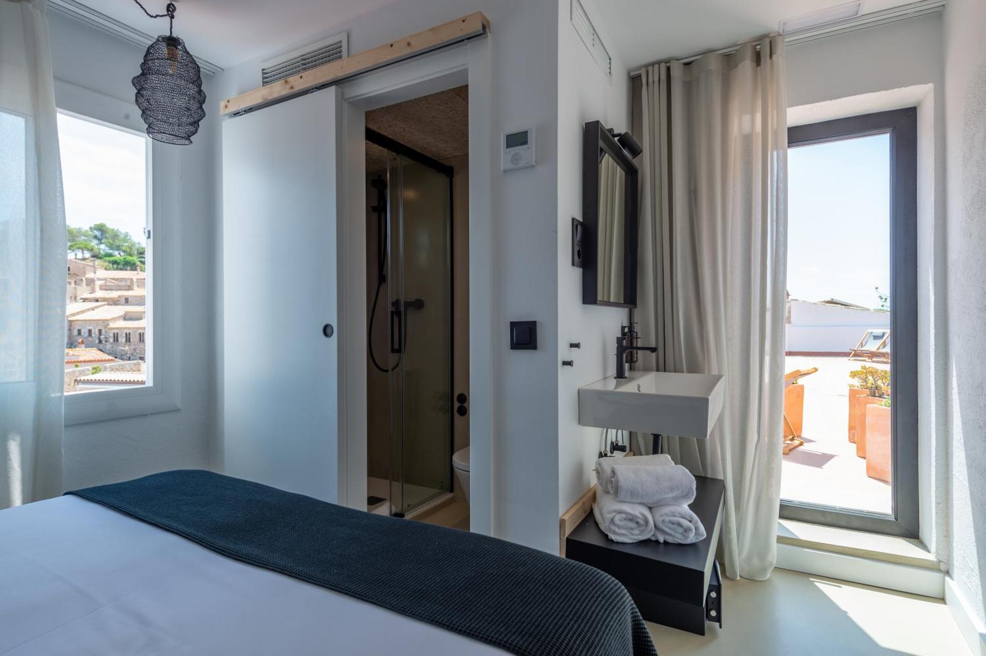 Hostal Boutique Es Menut Tossa de Mar Exterior photo